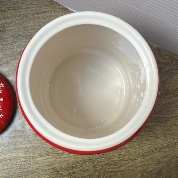 Hallmark Snowman Holiday Snowflake Red Ceramic Christmas Cookie Jar - Picture 9 of 13